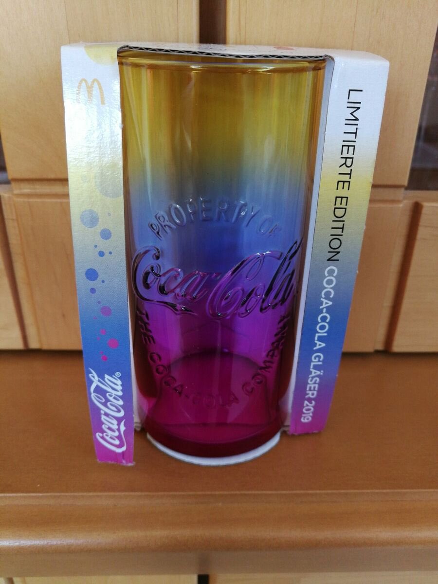 Deutsche haben Angst vor Aktien aber investieren dann in McDonalds Regenbogenglas