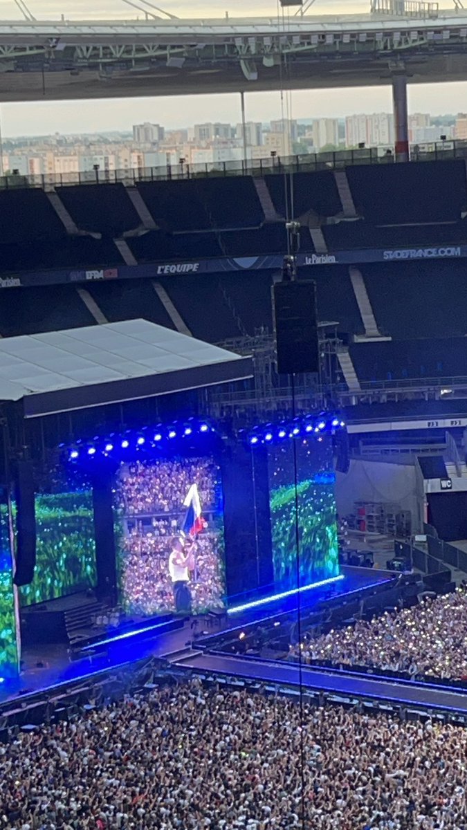 wildxpeach's tweet photo. 📸N2 IMAGINE DRAGONS 🐉 🔮 6 juillet 2025, Stade de France #ImagineDragons https://t.co/kn8xgTyLwY