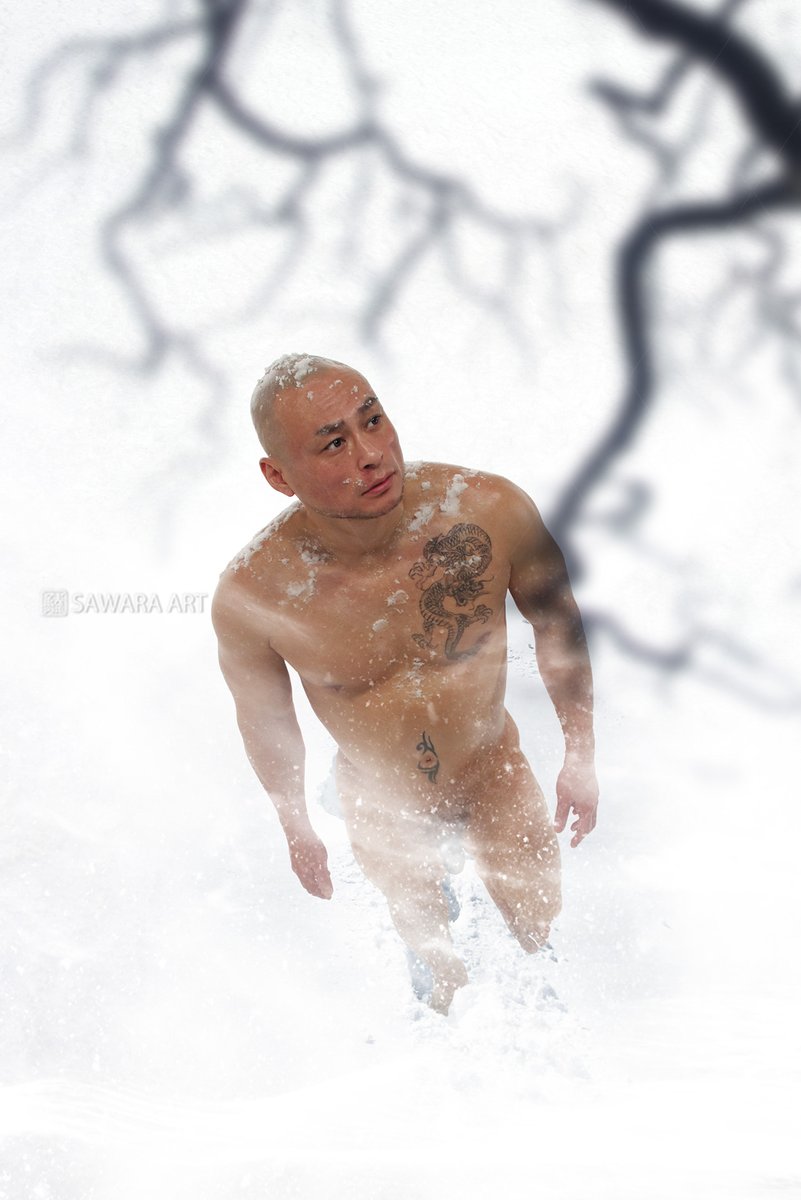 鰆 -sawaraart-【カメラマン|イラストレーター】 (@sawaraart) on Twitter photo 『SUPER SM-Z No.30』掲載
#雪中死編 ❄️
広大な雪原を彷徨う男が、
一本の枯れ木のもとへ辿り着く。
身体に降り積もった雪をリアルに演出する為、
神奈川の屋内スキー場まで、人工雪を買いに行きました。
撮影&グラフィック:鰆(<a href="/sawaraart/">鰆 -sawaraart-【カメラマン|イラストレーター】</a>)
緊縛:浦國
モデル:シンイチ
#鰆緊縛作品 『SUPER SM-Z No.30』掲載
#雪中死編 ❄️
広大な雪原を彷徨う男が、
一本の枯れ木のもとへ辿り着く。
身体に降り積もった雪をリアルに演出する為、
神奈川の屋内スキー場まで、人工雪を買いに行きました。
撮影&グラフィック:鰆(<a href="/sawaraart/">鰆 -sawaraart-【カメラマン|イラストレーター】</a>)
緊縛:浦國
モデル:シンイチ
#鰆緊縛作品