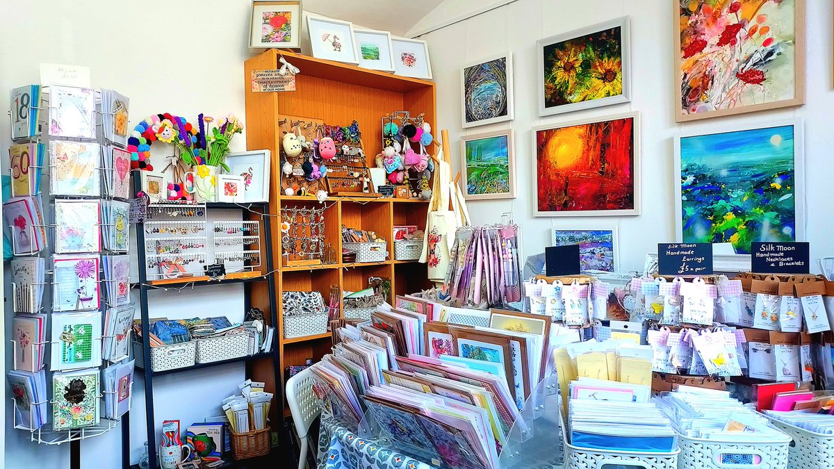 Silk Moon Gift Shop & Artist Studio Tracy Butler (@tracybu82225745) on Twitter photo 