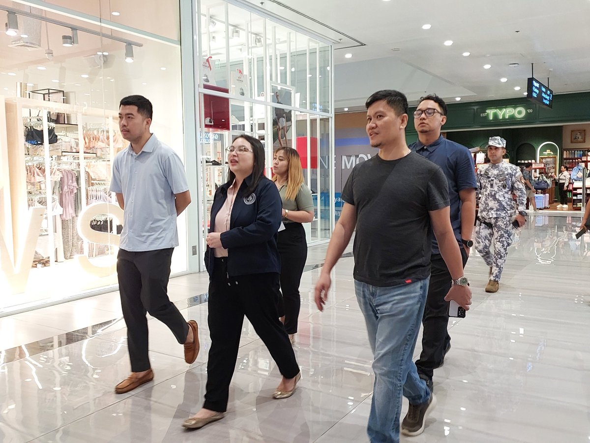 IACAT_PH's tweet image. ICYMI| Last June 17, IACAT and DOTr-SAICT held a coordination meeting and site visit at One Ayala to prepare for the rollout of the anti-trafficking campaign:

"Iisang Nasyon, Iisang Aksyon: Tapusin Ang Human Trafficking Ngayon".

#IACAT #OneAyala #BagongPilipinas #NATAM2025