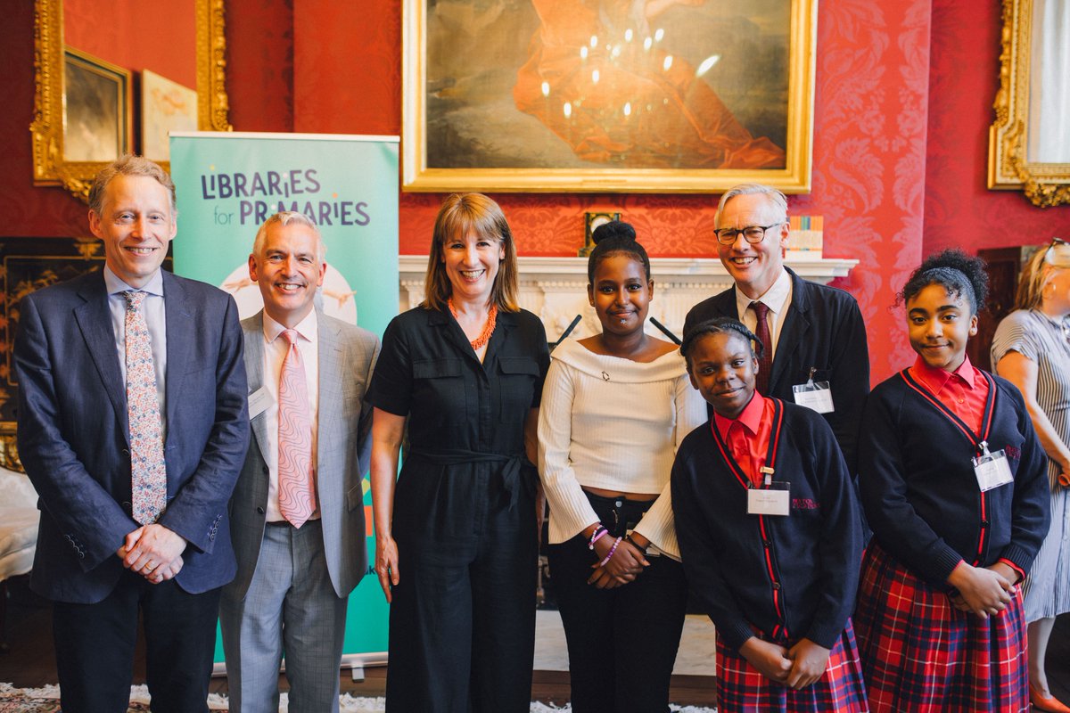 PenguinUKBooks's tweet image. We're thrilled to have been at the Treasury yesterday evening to hear the Chancellor of the Exchequer commit to ensuring every primary school in the country will have a library by the end of this Parliament.
After years of collaborative partnership working and the success of…