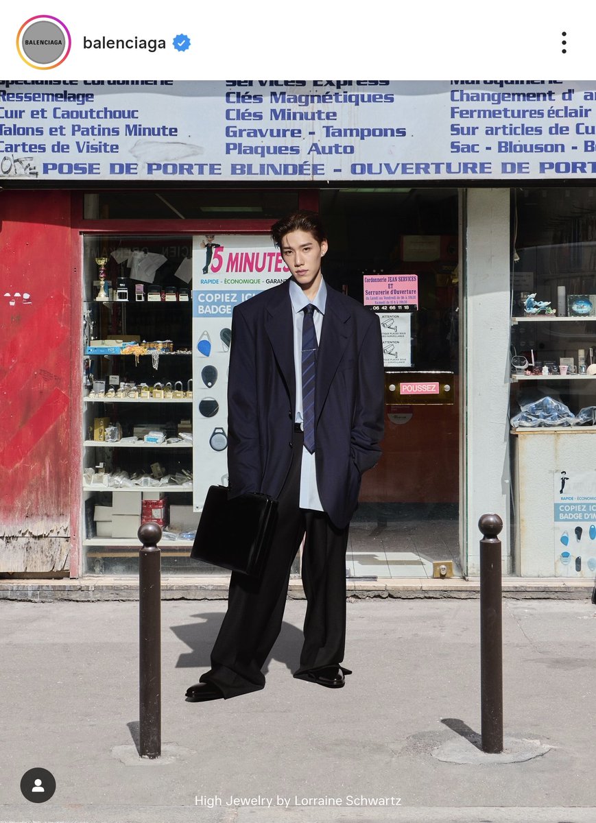 Look 24 #Balenciaga54thCouturexPPKRIT

GBA PP KRIT BALENCIAGA

instagram.com/p/DL4nYagq3d9/…

#BalenciagaxPPKrit #Balenciaga
#PPKritt