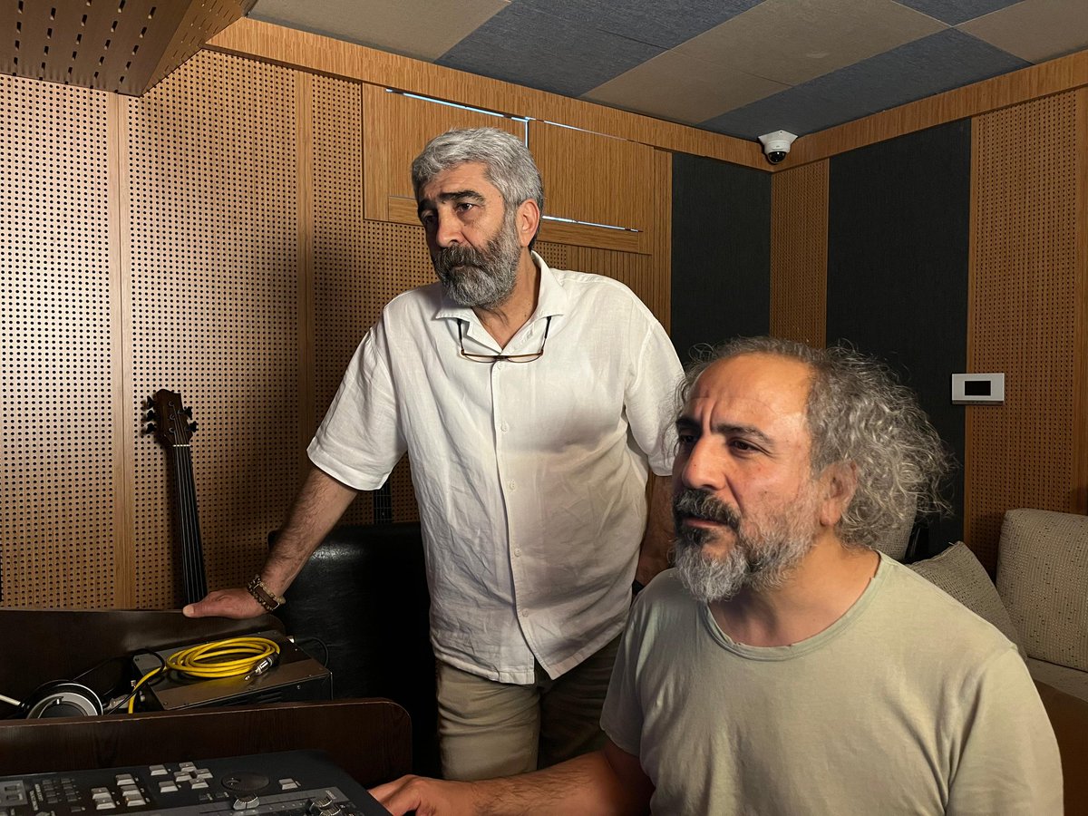 TURHANALICI's tweet photo. Sevgili Abdurrahman Tarikci'nin stüdyosunda iki yılı aşkın bir süredir yaptığımız çalışmalarımız tamamlandı. Eserleri çok yakında dijital platformlarda tekli olarak paylaşmaya başlıyoruz. 
@atarikci  @tinistudyo https://t.co/BqE3Tk7udQ