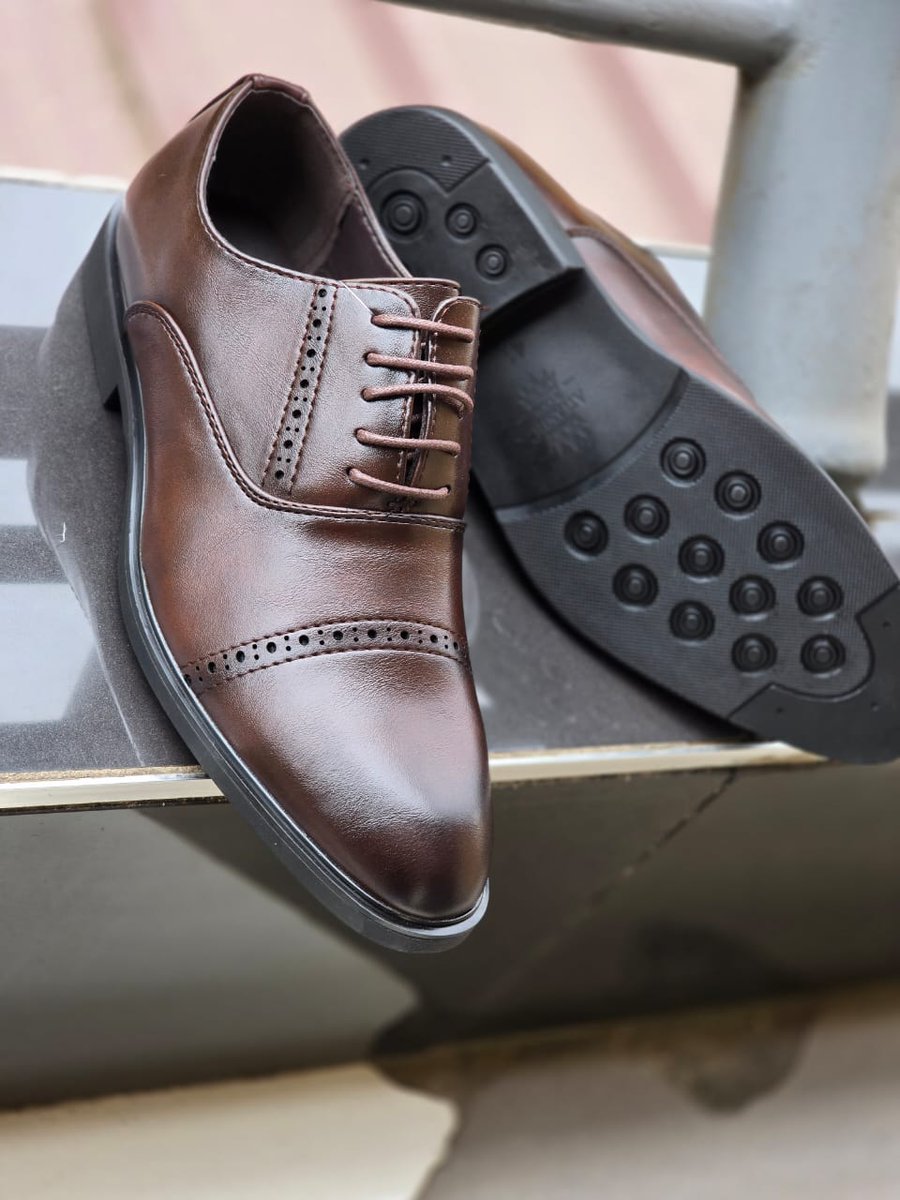 NairobiFootHub's tweet photo. Viatu Kali kwa bei fiti
🔰 Laced Officials
🔰 Sizes 39-45
🔰 KES. 3,300
☎️ 0722152443
📌Free delivery in CBD
🔰 Pay on Delivery
Gachagua William Ruto Kiambu Kalenjins Githurai #WeAreAllKikuyus Moses Kuria Kibaki Ruiru Enough is Enough #77NiNumbers Raila Lawrence Mugambi https://t.co/VmQ7v03qIf