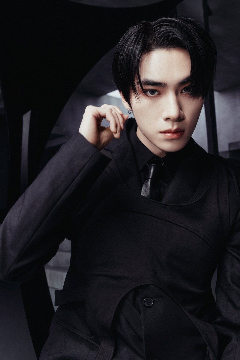WayV 'BIG BANDS' IMAGE TEASER 2-2 #XIAOJUN 

WayV The 7th Mini Album 【BIG BANDS】
➫ 2025.07.18 (CST/KST)

💿 Pre-order
wayv.lnk.to/BIGBANDS

#WayV #威神V #BIGBANDS 
#WayV_BIGBANDS