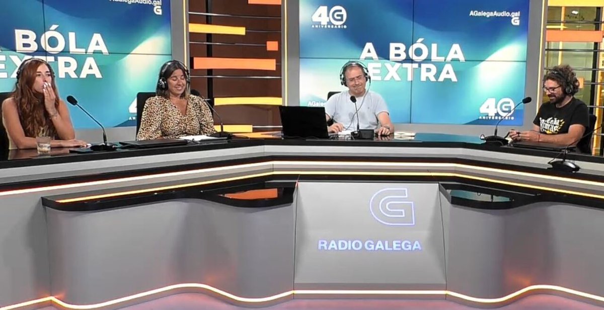 #ABólaExtra.
Os amigos dun mozo de Vilalba preparáronlle unha despedida de solteiro en formato funeral: con coche fúnebre e de todo...
Hai a quen non lle importa facer bromas coa morte. Sodes dese tipo de xente?
Con Todo Mal: <a href="/CarlaNumo/">Carla</a> e @Tele_Fojeteo  agalegaaudio.gal/videos/detail/…