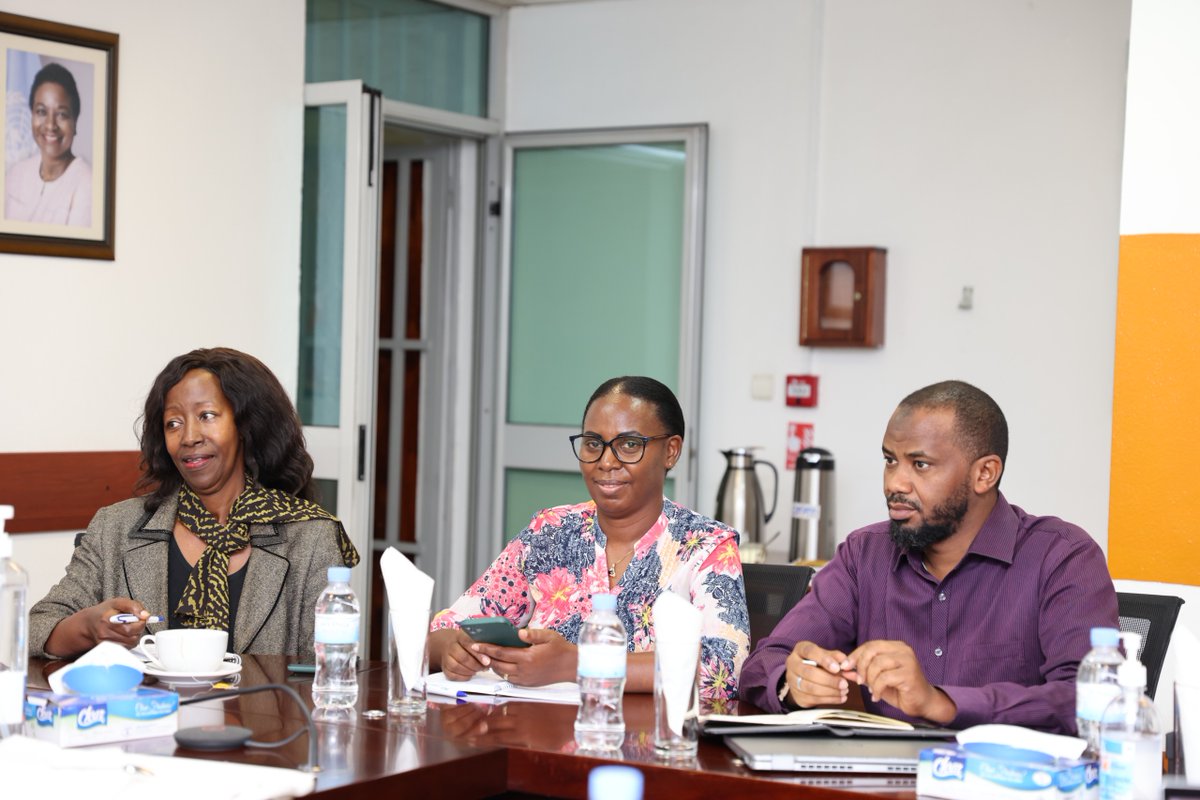 UNFPARwanda's tweet photo. Today, #UNFPARwanda welcomed Mr. Pacifique Essereke, UNV Portfolio Specialist for @UNV_ESARO. 

He met with the Representative, @DrAdelakin to discuss ongoing collaboration and explore ways to further leverage @UNVolunteers' expertise and resources available for #Rwanda. https://t.co/eFMGGjyxt9