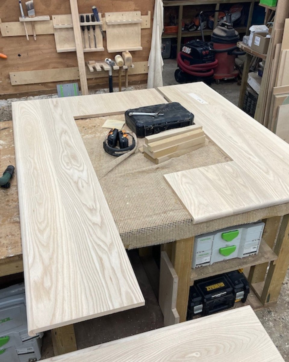 We were brought in partway through this staircase project after the original structure wasn’t quite meeting building regs 🪜

By reworking the tread layout with a clever system of spacers, we brought everything back into spec—without starting from scratch.