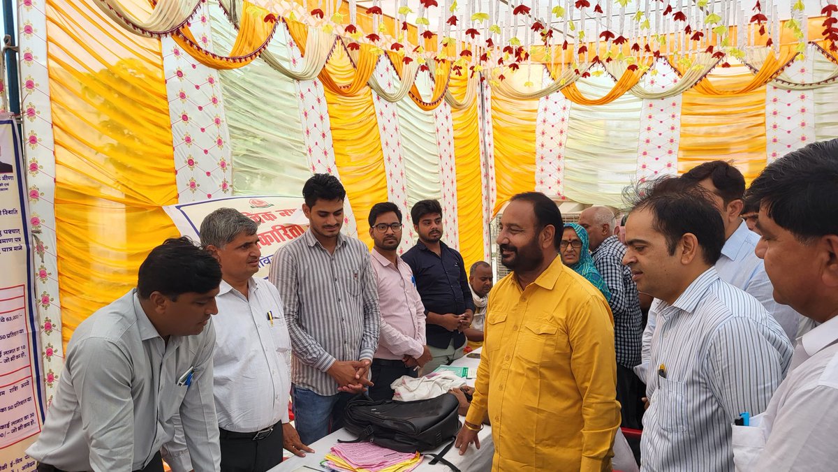 लक्ष्य अंत्योदय, प्रण अंत्योदय, पथ अंत्योदय’ के मूलमंत्र को साकार करने की दिशा में आज रामगढ़ विधानसभा क्षेत्र की नगरपालिका गोविन्दगढ़ में "पंडित दीनदयाल उपाध्याय अंत्योदय संबल पखवाड़ा" के अंतर्गत आयोजित विशेष शिविर में सहभागिता कर जनसामान्य से संवाद किया।

इस अवसर पर उपस्थित