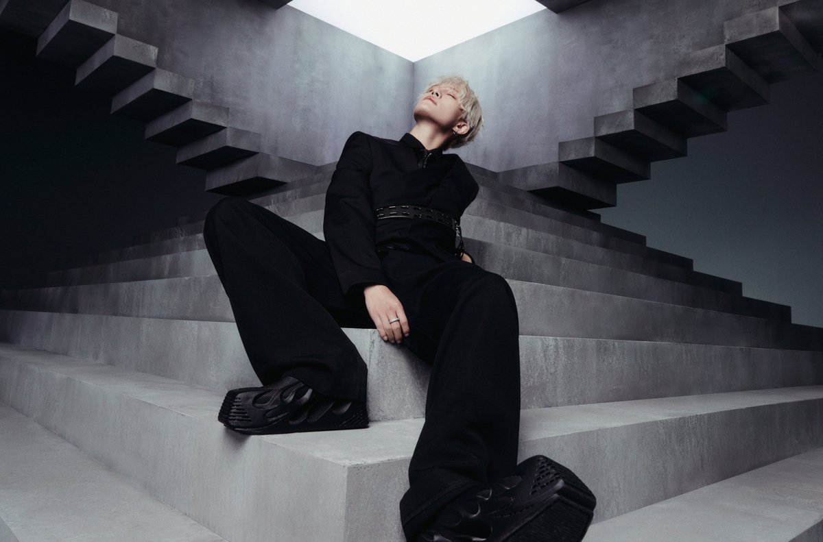 WayV 'BIG BANDS' IMAGE TEASER 2-2 #YANGYANG  

WayV The 7th Mini Album 【BIG BANDS】
➫ 2025.07.18 (CST/KST)

💿 Pre-order
wayv.lnk.to/BIGBANDS

#WayV #威神V #BIGBANDS 
#WayV_BIGBANDS