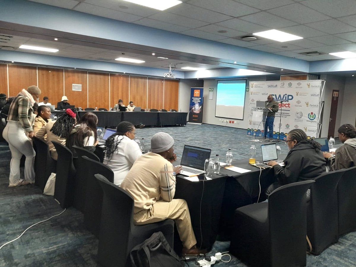 SADiLaR_ZA's tweet photo. Day 2 of the SWiP workshop at @go2uj  is in full swing!

Participants are gaining hands-on training to become Wikipedia volunteers. You can also join the movement &amp; help preserve our official SA languages alive online!
@Wikimedia_ZA @PanSALB 

#SWiP #LanguagePreservation https://t.co/2SCPd4SZG8
