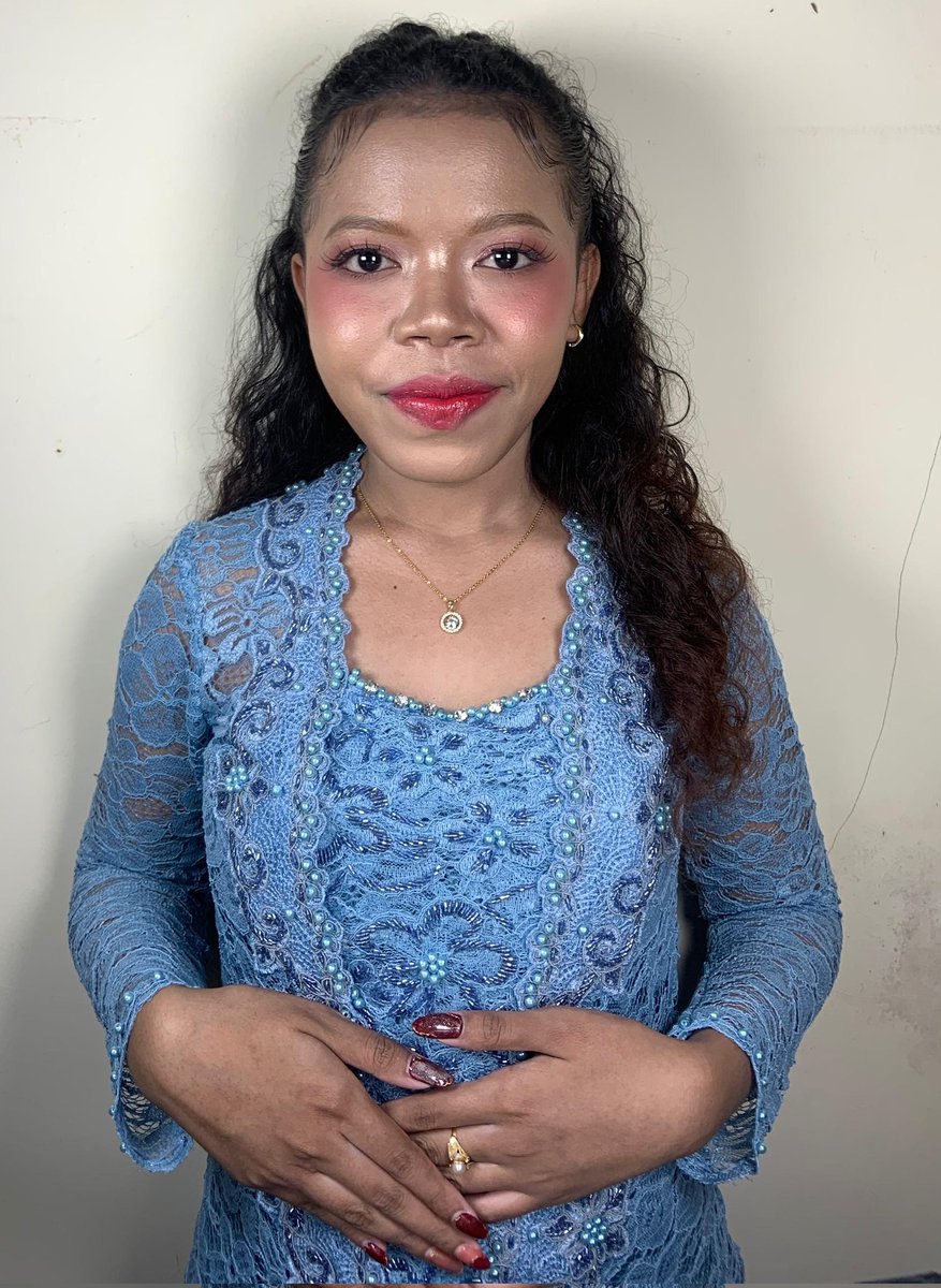 Makeup_by_asty's tweet photo. 🩵 𝑺𝒐𝒇𝒕 𝑮𝒍𝒂𝒎 𝑴𝒂𝒌𝒆𝒖𝒑 𝒇𝒐𝒓 𝑷𝒆𝒏𝒅𝒂𝒎𝒑𝒊𝒏𝒈 𝑮𝒓𝒂𝒅𝒖𝒂𝒕𝒊𝒐𝒏 | 𝑺𝒊𝒔𝒕𝒆𝒓 𝑲𝒂𝒌 𝑴𝒆𝒚𝒔 🩵
Makeup adek cantik ini handle by @isby.bella ✨
Ini dia hasil nona maluku ketika dimakeup korean look, cantik bgt
CP : 081575378871
#zonauang #makeup #koreanlook https://t.co/uaH8kwzALi