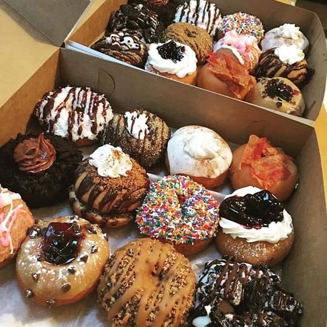 carolcoppie's tweet image. Good Wednesday morning! It’s time to make the Donuts!☕️🍩