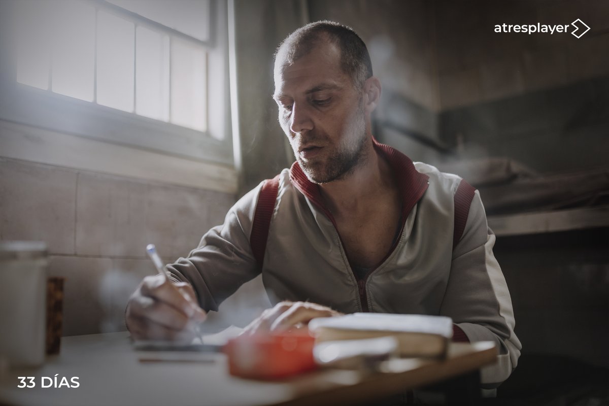 Atresmedia Comunicación (@atresmediacom) on Twitter photo 📸 Primeras imágenes de #33Días, nueva serie original de <a href="/atresplayer/">atresplayer</a>, creada por <a href="/Carles_Porta/">Carles Porta</a>
Con José Manuel Poga y Julián Villagrán como protagonistas
▶️ atresmedia.com/prensa/notas/a… 📸 Primeras imágenes de #33Días, nueva serie original de <a href="/atresplayer/">atresplayer</a>, creada por <a href="/Carles_Porta/">Carles Porta</a>
Con José Manuel Poga y Julián Villagrán como protagonistas
▶️ atresmedia.com/prensa/notas/a…