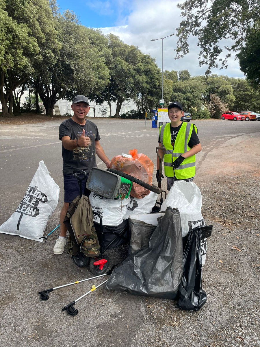 DanAldridgeWSM's tweet image. Out in Weston this Saturday with the brilliant Sophie’s Litter Pickers, helping keep our streets and green spaces clean and cared for 🌱

Litter might seem like a small thing, but it has a big impact on how we feel about the place we call home.

Let’s keep looking after our town
