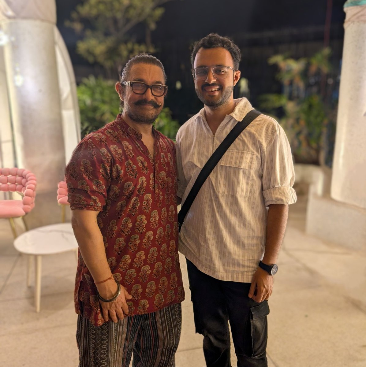 My best moment of 2025? THIS.
Four hours with the kingpin of Indian cinema - AAMIR KHAN. A conversation of learning that I didn't want to end. He even read through my review of Sitaare Zameen Par and smiled :)

I'll remember his anecdotes for years, they'll definitely impact the
