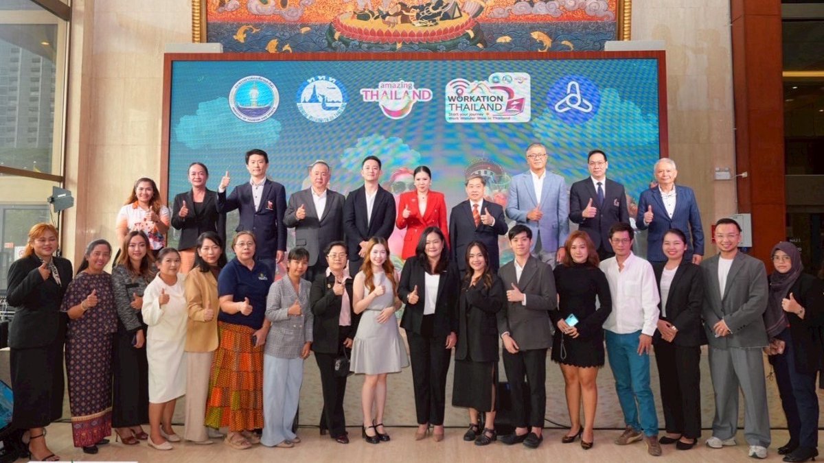 Tatnews_Org's tweet image. 💻🌴 Thailand’s Workation Paradise Season 3 is live! Work remotely with exclusive perks in stunning Thai locations. 🇹🇭✨
👉 PRESS RELEASE: tatnews.org/2025/07/workat…
#Thailand #TATNews #ThaiTravelNews #WorkationParadise #RemoteWork #DigitalNomad #AmazingThailand #ExploreThailand
