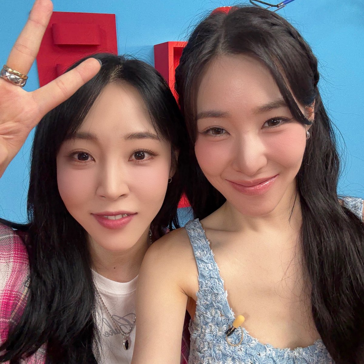 fany_expert's tweet photo. Tiffany young 💞 and Moonbyul 💞 Face talk episode 14 

#TiffanyYoung #Tiffany #FaceTalk 
#GirlsGeneration #SNSD #GG 
#Young1 #YoungOne #YoungOnes #Sone #sones https://t.co/Yy5Kjl57TA