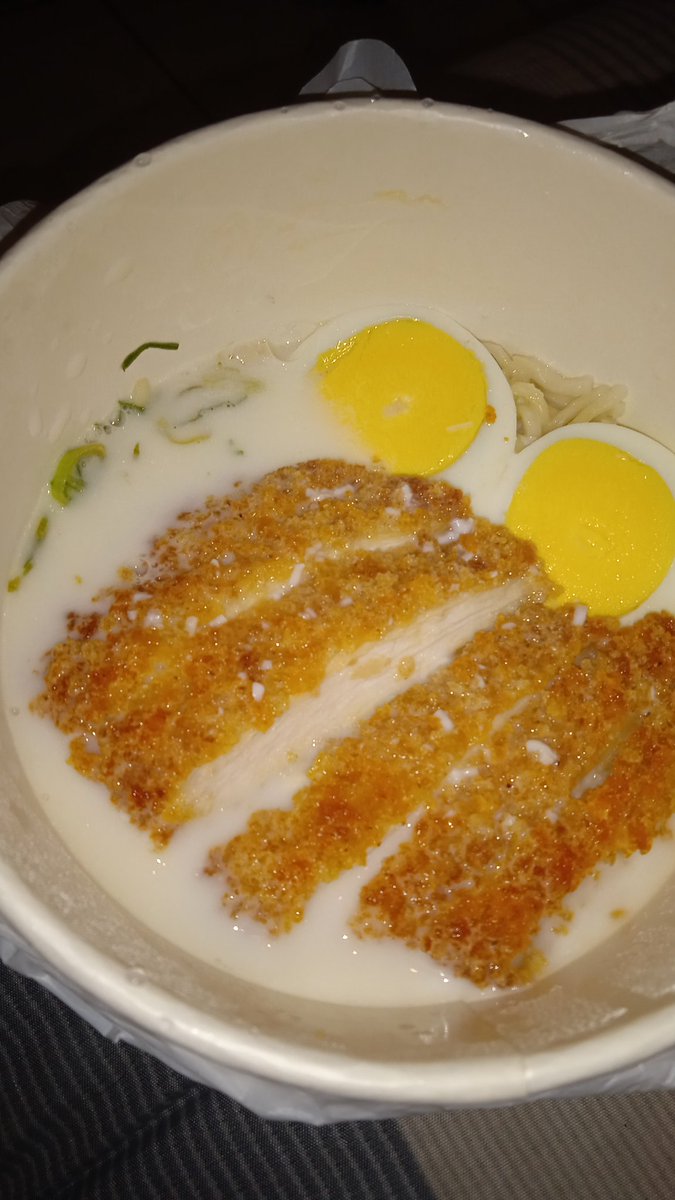 Sunraincudle's tweet photo. I chiraku ramen emang he Best 👍🏻✨ https://t.co/9aZdcwgMyW