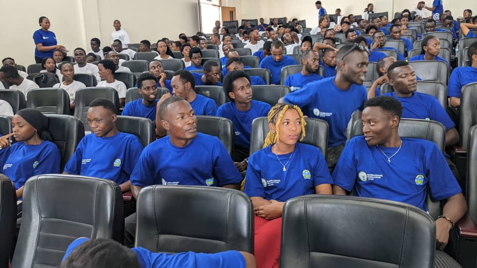 Wikliff_'s tweet image. Rubyiruko menya amateka yawe @Kigali #youth @Confrence