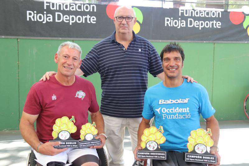 🎾♿️🥇 Quico Tur se ha llevado la victoria​ en el XIV Open Nacional de tenis en silla de ruedas de La Rioja​ y también se ha proclamado campeón en dobles imponiéndose en la final por 6-3 6-1 junto a Juanjo Rodríguez. 🏆👏🏻

🙌🏻 ¡Enhorabuena Quico, seguimos sumando juntos! ✨
ℹ️