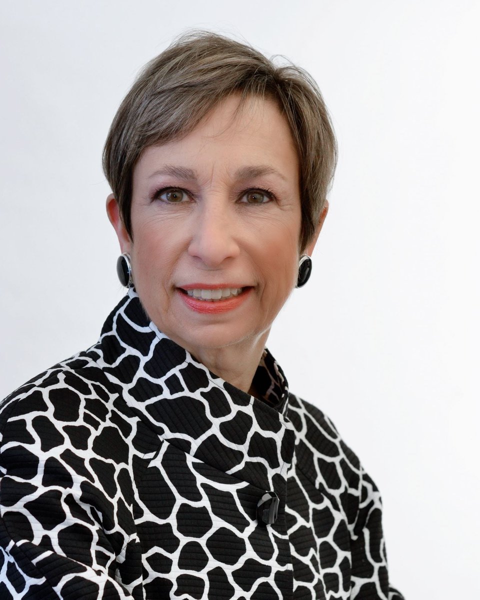 Justice Janice Holder, the State of TN Supreme Court's 1st female Chief Justice, may not have attended law school here, but she's one of our biggest supporters &amp; advocates. Read more about her journey to Memphis and her impact on the legal community at blogs.memphis.edu/newsroom/2025/…