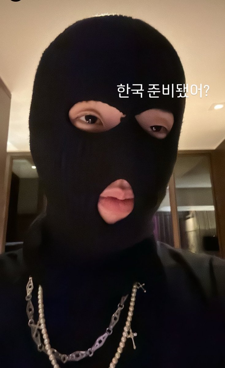 1mightpissuoff's tweet photo. 2019                                       2025 https://t.co/sWVXCk51KW