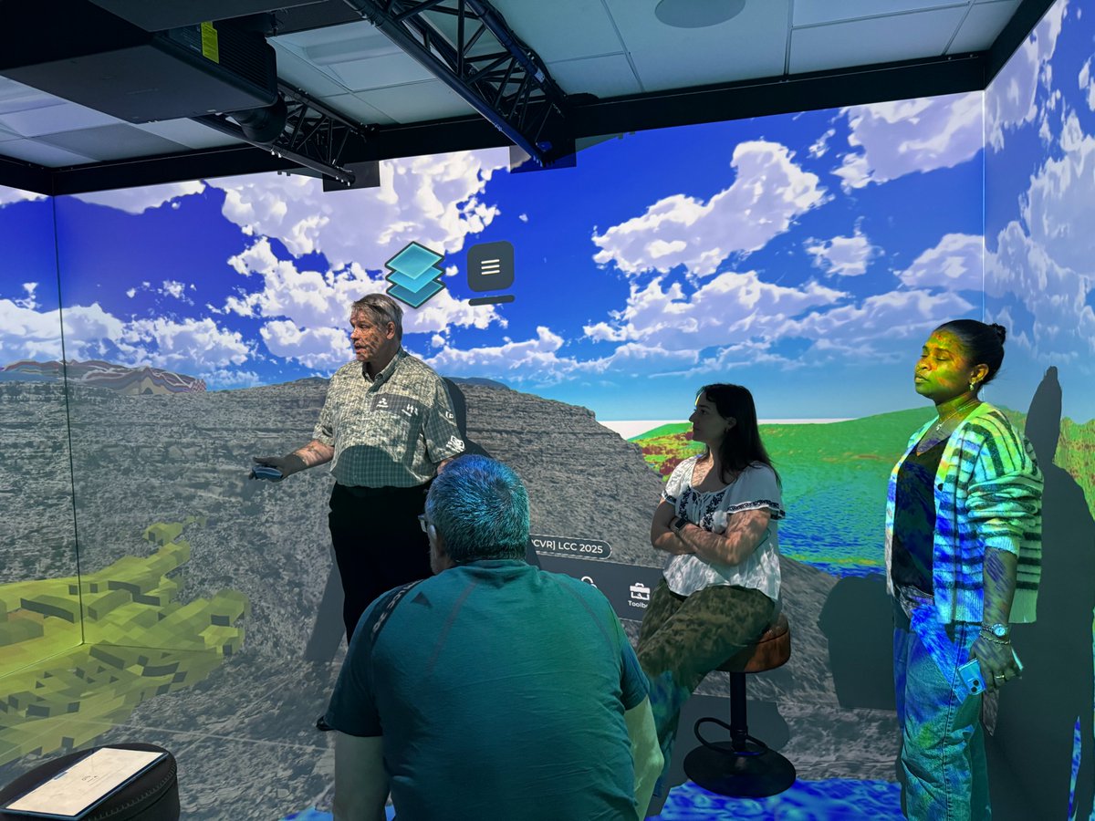 RCRL15's tweet photo. San Andres core workshop and virtual reality sessions! https://t.co/r4OqmpDOaH