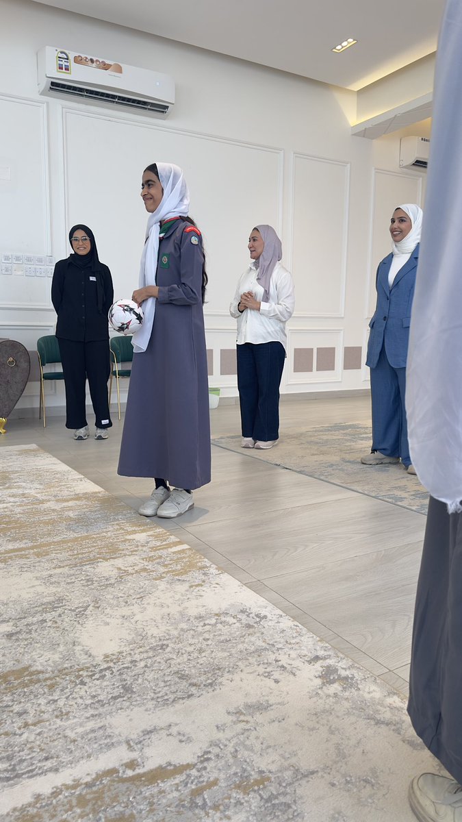 مدرسة الإتقان للتعليم الأساسي 1-8 (@itqanmoe2018) on Twitter photo #فعاليات_تعليمية_جنوب_الباطنة
يحدث الآن
مشاركة مرشدات وحدة الإتقان في ورشة خطوة..فكرة..قرار..قيادة من تقويم أ.بشائر المغيرية وأ.سهيلة الكندية بحضور فئات مختلفة من المجتمع المحلي
تحت إشراف قائدة الوحدة ميعاد الحمدانية
<a href="/osg_sb/">osg.sb</a>
<a href="/OmanScoGui/">كشافة ومرشدات عُمان</a>
<a href="/worldscouting/">World Scouting</a>
<a href="/ArabWAGGGS/">Arab Region -الإقليم العربي للمرشدات-الحساب الرسمي</a> #فعاليات_تعليمية_جنوب_الباطنة
يحدث الآن
مشاركة مرشدات وحدة الإتقان في ورشة خطوة..فكرة..قرار..قيادة من تقويم أ.بشائر المغيرية وأ.سهيلة الكندية بحضور فئات مختلفة من المجتمع المحلي
تحت إشراف قائدة الوحدة ميعاد الحمدانية
<a href="/osg_sb/">osg.sb</a>
<a href="/OmanScoGui/">كشافة ومرشدات عُمان</a>
<a href="/worldscouting/">World Scouting</a>
<a href="/ArabWAGGGS/">Arab Region -الإقليم العربي للمرشدات-الحساب الرسمي</a>