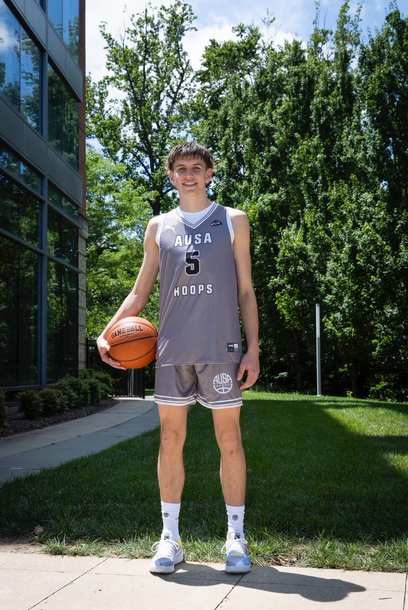 JayZ2124's tweet image. Coaches,
I will be playing with @AUSA_Hoops from the 10th-13th in Richmond, VA in the Puma NXT Pro circuit
@jordanemullan