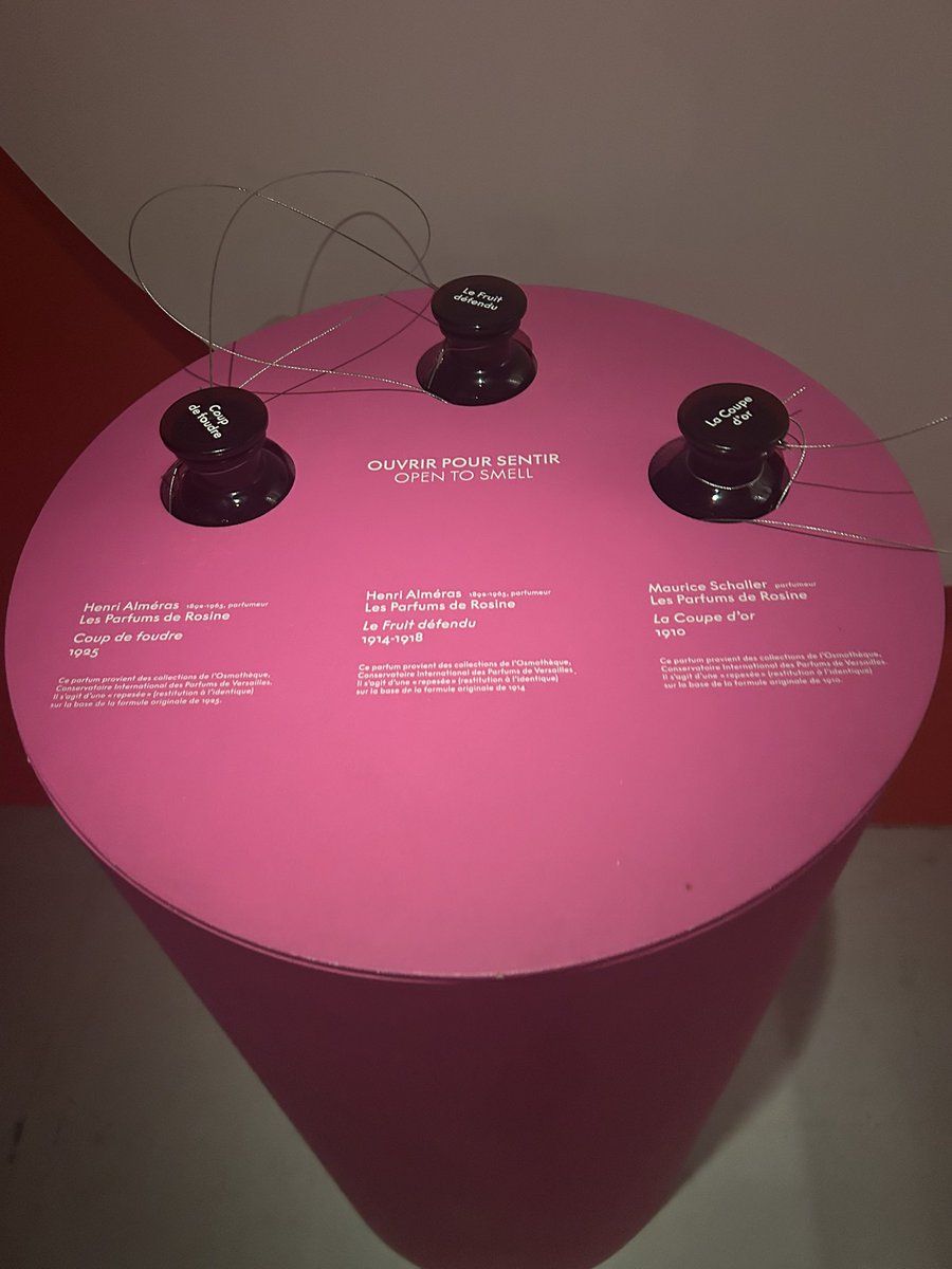 parisian warriors the paul poiret exhibit at MAD rn has a spot where u can smell their perfumes from the 1910s pretty interesting stuff