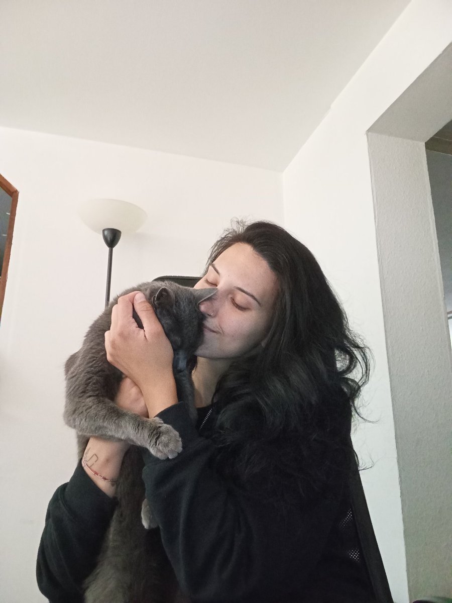 lora0185's tweet image. monad helped me with my confidence and improved my image of myself.
yesterday i received huge news. after working as a cashier for almost 5 years at various places, my boss sent me a message yesterday that we need to talk.
she said they would like me in a higher position,…