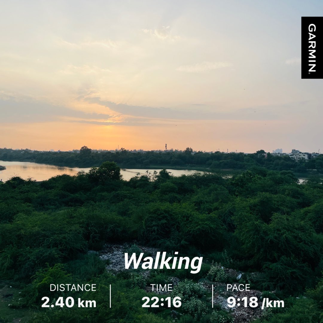 thehybridrunner's tweet photo. Evening is always fun.
These days it’s more of #DelhiRains fun.
Enjoying rain n it’s vibe always welcome.
Enjoy more. Tried a bit more nature trail.
#walkbydeepak #middleweek #Wednesdayfeeling https://t.co/rwZmoHYsRk