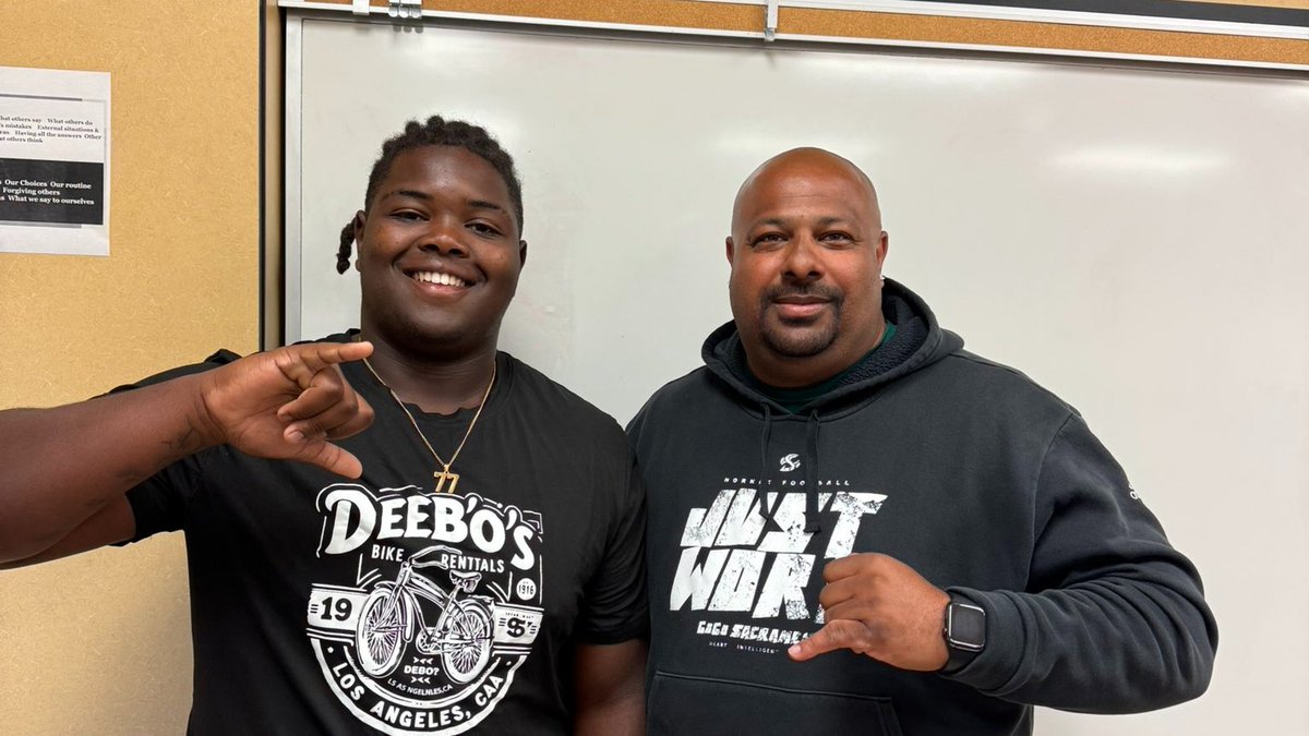 Six Star Football | PLUS+ (@sixstarfootball) on Twitter photo Sacramento State PROSPECT CAMP COVERAGE | A look at some of the top Line talents that shined
🔥A look at top talents that turned heads at Sacramento State
📖Scouting Reports + Standouts
STORY: ▶️sixstarfootball.com/article/event-…
<a href="/luccantonini/">Lucca Antonini</a> <a href="/EliasART2028/">Elias arthur</a> <a href="/SeanArvance51/">Sean Arvance</a> <a href="/Mavric_Byrd/">Mavric Byrd</a> Sacramento State PROSPECT CAMP COVERAGE | A look at some of the top Line talents that shined
🔥A look at top talents that turned heads at Sacramento State
📖Scouting Reports + Standouts
STORY: ▶️sixstarfootball.com/article/event-…
<a href="/luccantonini/">Lucca Antonini</a> <a href="/EliasART2028/">Elias arthur</a> <a href="/SeanArvance51/">Sean Arvance</a> <a href="/Mavric_Byrd/">Mavric Byrd</a>