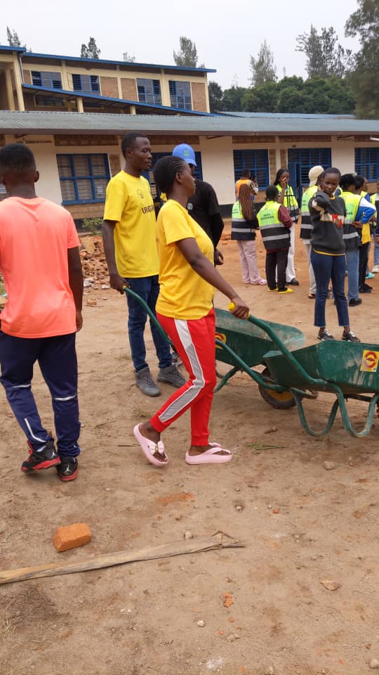 Wikliff_'s tweet image. Nk'urubyiruko Turajwe inshinga no kubaka @Igihugu🇷🇼