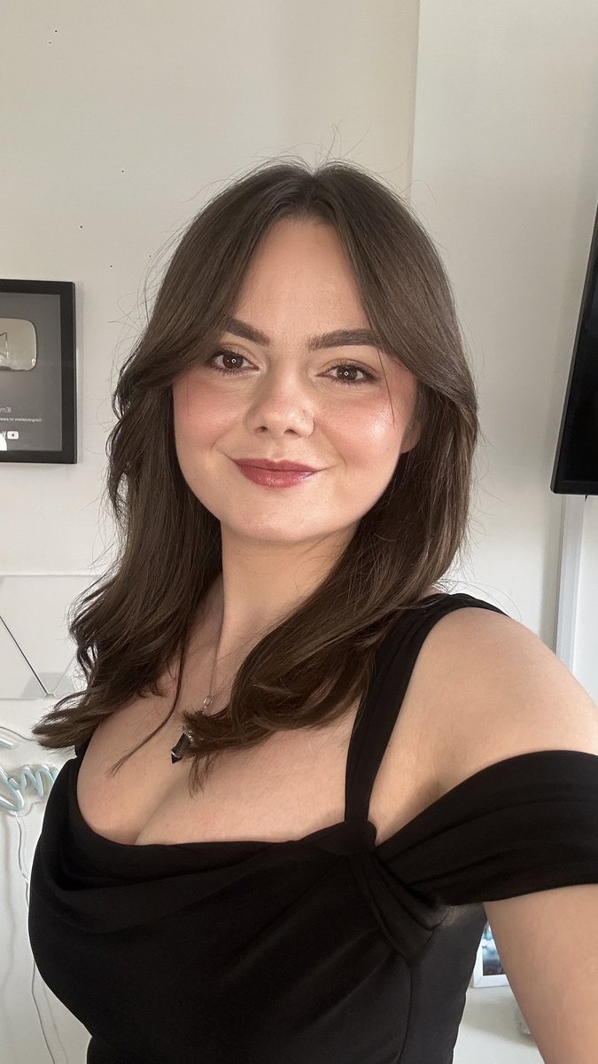 just went LIVE 💚

EXCITING Stream today, make sure to not miss out!! 👀

twitch.tv/Emzy