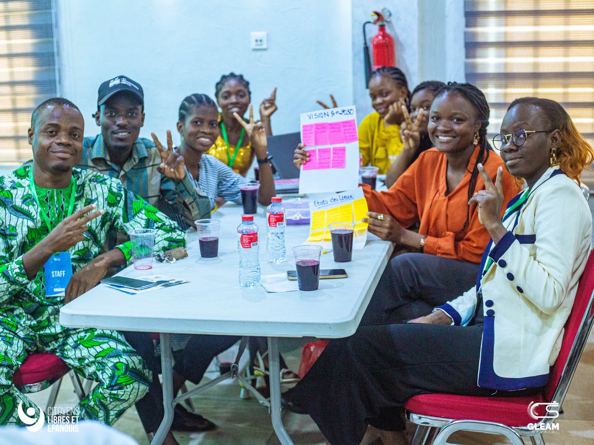 EdithAssangbe's tweet image. Immense succès pour le lancement du #ProgrammeCLÉ au Nord Bénin ! J'ai retenu : projets = bénéfices concrets (Marietta Gonroudobou), opportunités = proactivité (Beneja GBEDJISSI), réseau = clé (Lahanatou Kora LAFIA). La jeunesse est prête à changer le jeu ! #ImpactCommunautaire