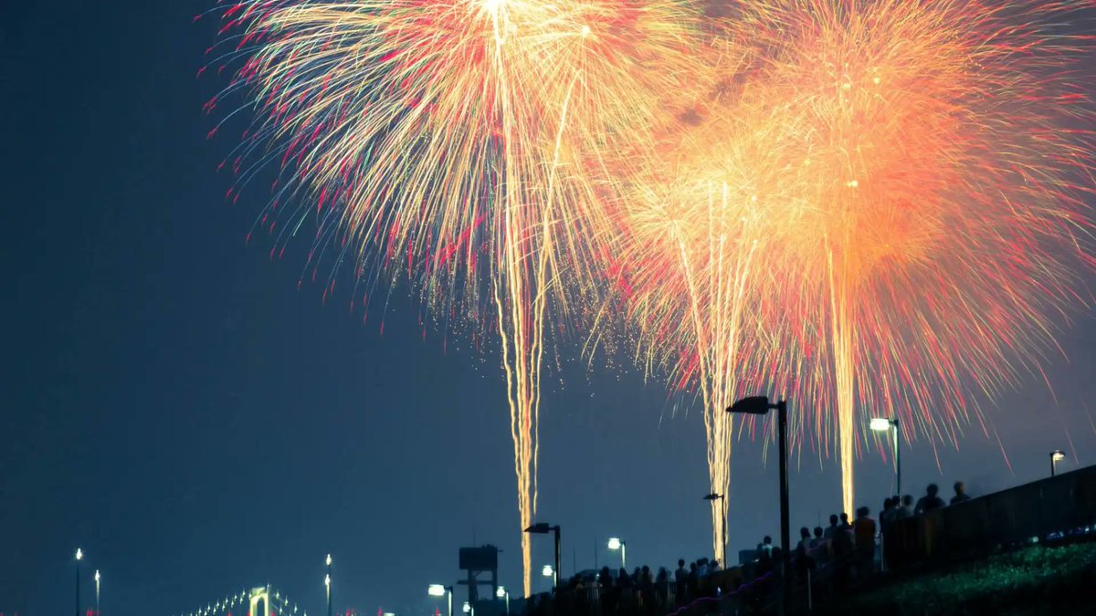 tokyo_chase's tweet photo. Makuhari Beach Fireworks is back on August 2!
2,000+ fireworks, ocean breeze, food stalls, and full summer magic by the bay.
Don’t miss one of Japan’s most unforgettable nights under the stars! 🍧🎆🌊

#MakuhariBeach #ChibaHanabi #FireworksFestival #JapanSummer #Hanabi #BeachVibes #TokyoDayTrip #SummerInJapan

https://t.co/ptPc3dQ3F4

8月2日、幕張ビーチ花火が帰ってくる！
2万発の花火、潮風、屋台、日本の夏が全部詰まった最高の夜を体感しよう！🍧🎆🌊

#幕張ビーチ #千葉花火 #花火大会 #日本の夏 #海辺の花火 #夏祭り #東京近郊 #2025花火