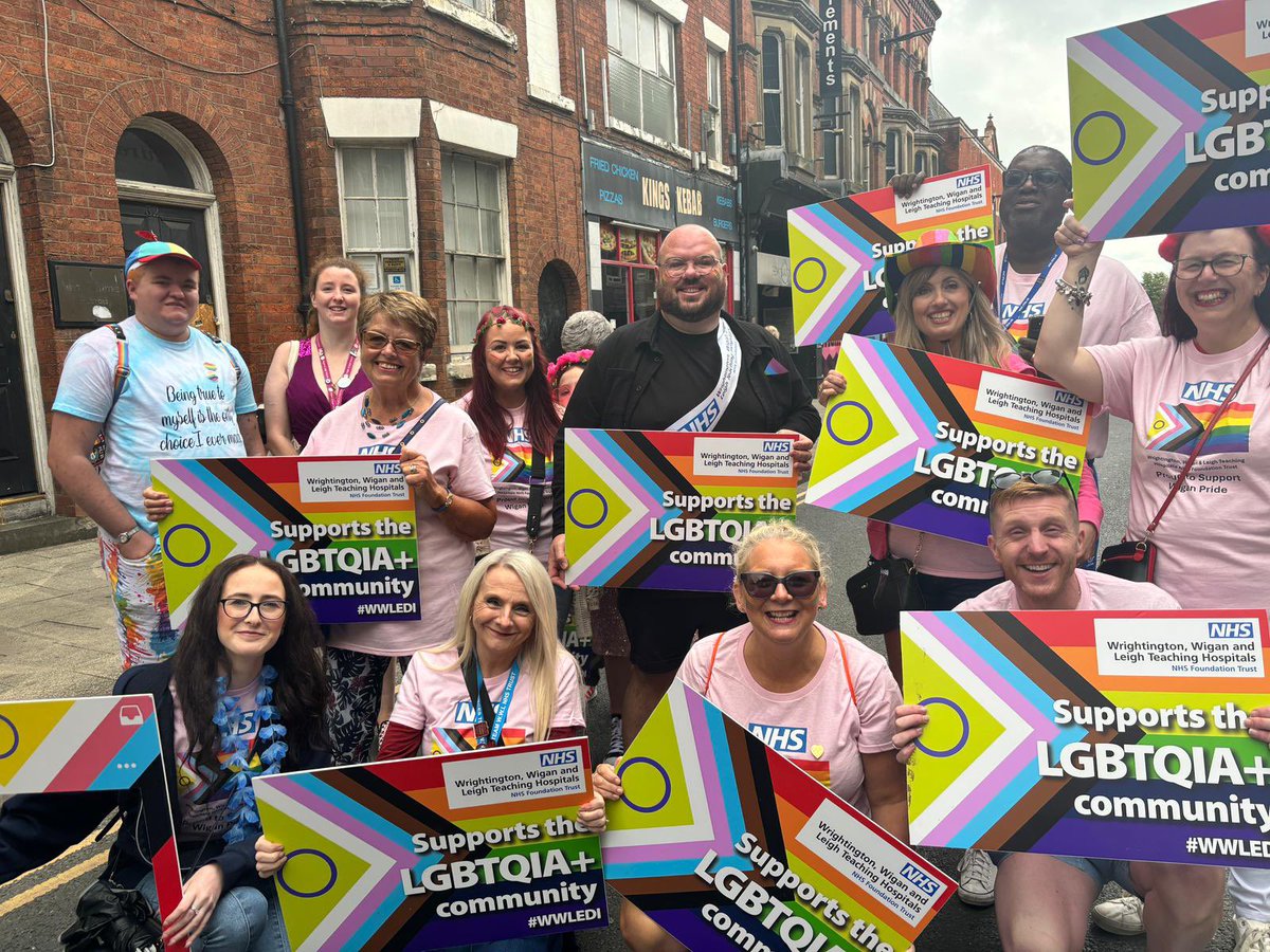 debbiejones111's tweet photo. Only 6 weeks to go until Wigan Pride. WWL working together to make this decade of Wigan Pride truly unforgettable
#WWLEDI @max_mcallister8 @WWLPatientExp @WWLNHS @k_mantron @melaniejaynepi1 @wwl_staffexp https://t.co/aCrCxc9f0W