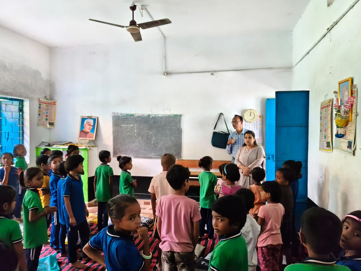 District Magistrate Subarnapur (@dm_subarnapur) on Twitter photo Collector Subarnapur visited Ashram Schools under Welfare Department in Sonepur and Tarbha block today.
<a href="/CMO_Odisha/">CMO Odisha</a>
<a href="/IPR_Odisha/">I & PR Department, Odisha</a> Collector Subarnapur visited Ashram Schools under Welfare Department in Sonepur and Tarbha block today.
<a href="/CMO_Odisha/">CMO Odisha</a>
<a href="/IPR_Odisha/">I & PR Department, Odisha</a>