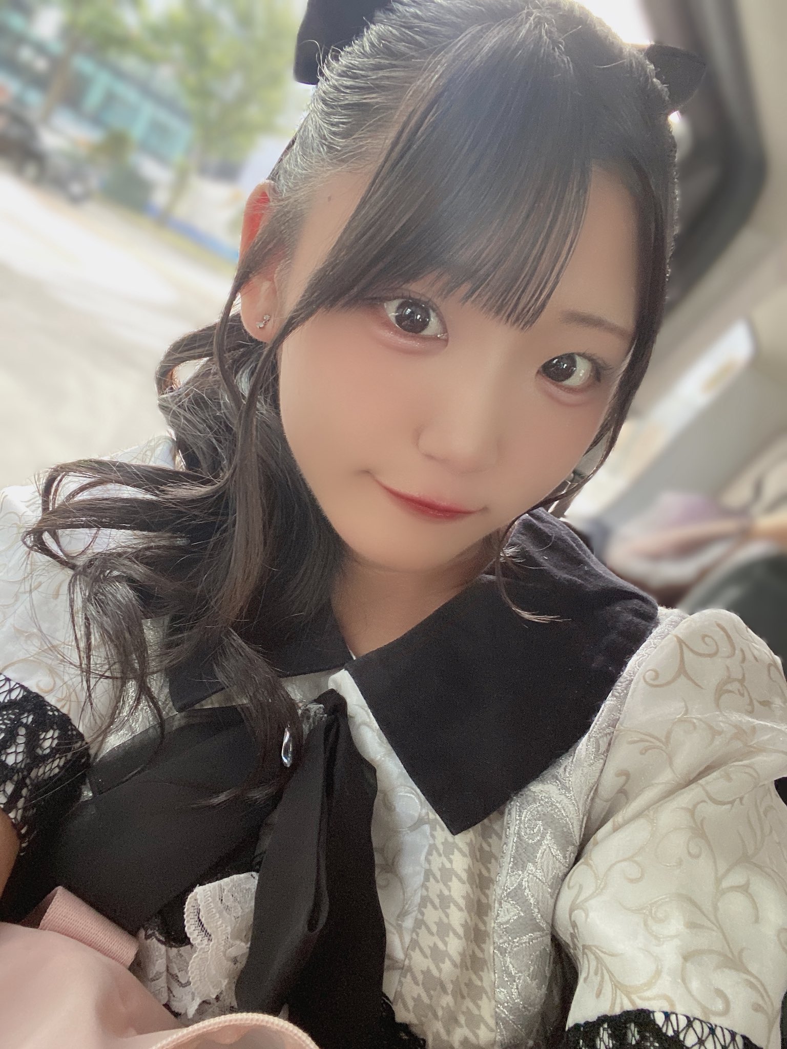 二科会会員・齋藤三郎　人気の赤いドレスの少女 missswteet1122_etlf018
