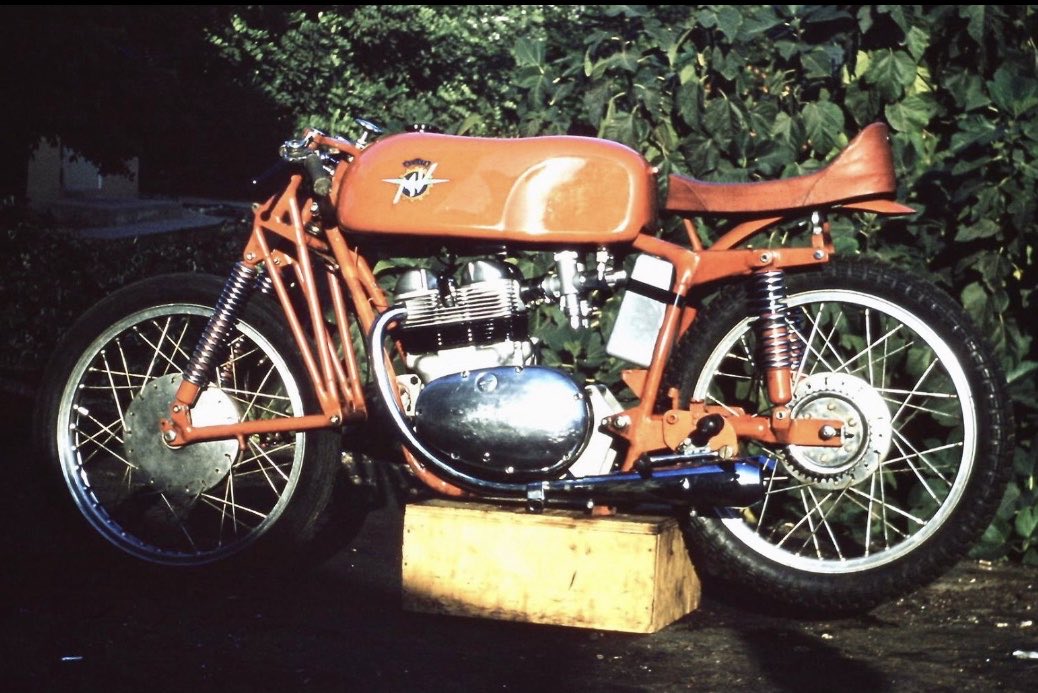 popsyosh34's tweet image. 🇮🇹🇬🇧 MV-Norton Hybrid 
#WhatAwaste