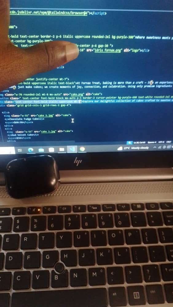 kareemidris80's tweet image. I&apos;ve been on this code since 9am, haven’t left my chair 😩
One step closer to the goal, tho 🚀
#100DaysOfCode #CodeJourney #frontenddevelopment