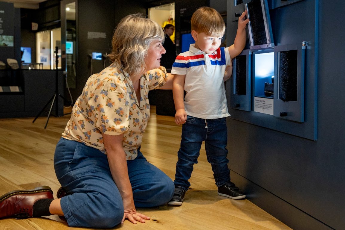 SENMAGAZINE's tweet photo. A grand day out
Meg Beaumont on museum visits for families and children with additional needs.
https://t.co/dpS9EMBUEN
#daysout #Accessibledaysout #accessibility #additionalneeds #museumvisits #museums #schooltrips #SEN https://t.co/emWob6Lc8e