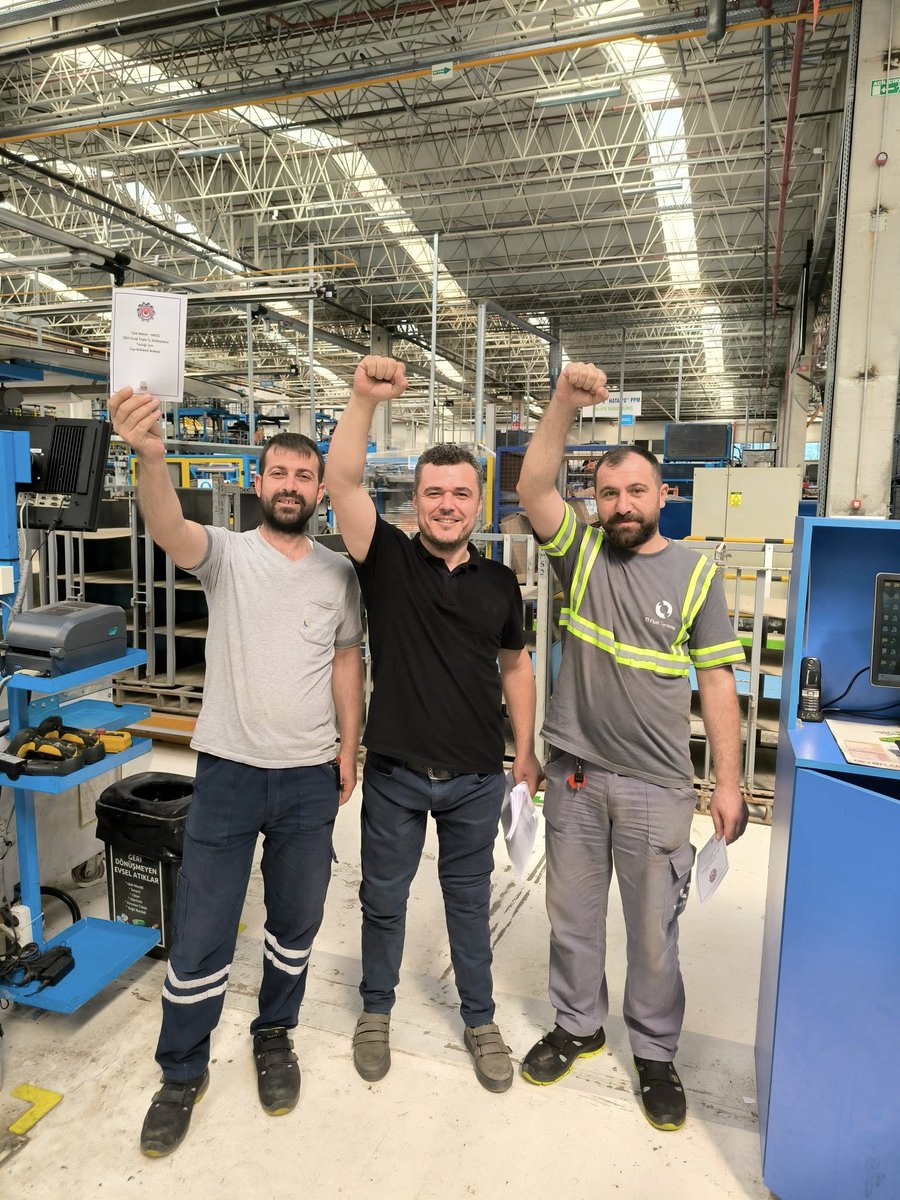 Atakan YAZICI (@ataknyazici) on Twitter photo Gebze 1 Nolu Şube TI Auto olarak günün ikinci vardiyası ile anketlerimiz doldurmaya devam ettik. Liderimizin emrinde metal emekçisinin hizmetindeyiz.
<a href="/AltundagUysal/">Uysal ALTUNDAĞ</a>
<a href="/Teke__mustafa/">Mustafa Teke</a>
<a href="/TurkMetalSen/">Türk Metal Sendikası</a> Gebze 1 Nolu Şube TI Auto olarak günün ikinci vardiyası ile anketlerimiz doldurmaya devam ettik. Liderimizin emrinde metal emekçisinin hizmetindeyiz.
<a href="/AltundagUysal/">Uysal ALTUNDAĞ</a>
<a href="/Teke__mustafa/">Mustafa Teke</a>
<a href="/TurkMetalSen/">Türk Metal Sendikası</a>