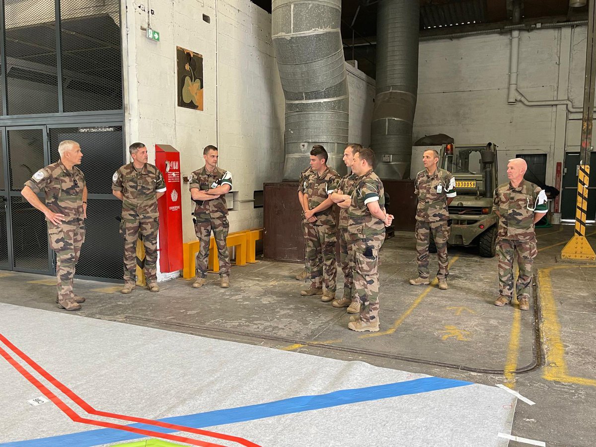 Gouverneur militaire de Paris (GMP) tweet media