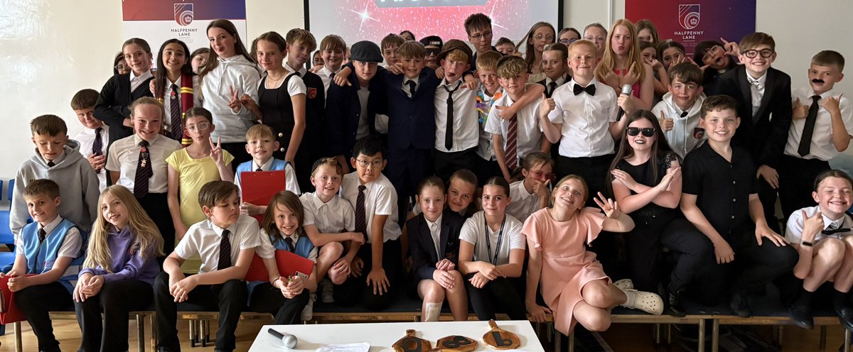 Day 2 and our final performance of our Year 6 production. A big thank you for parents attending over both showings. A massive shoutout to our staff who gave up countless hours to help produce and prepare for this.

#BeHalfpenny #Production