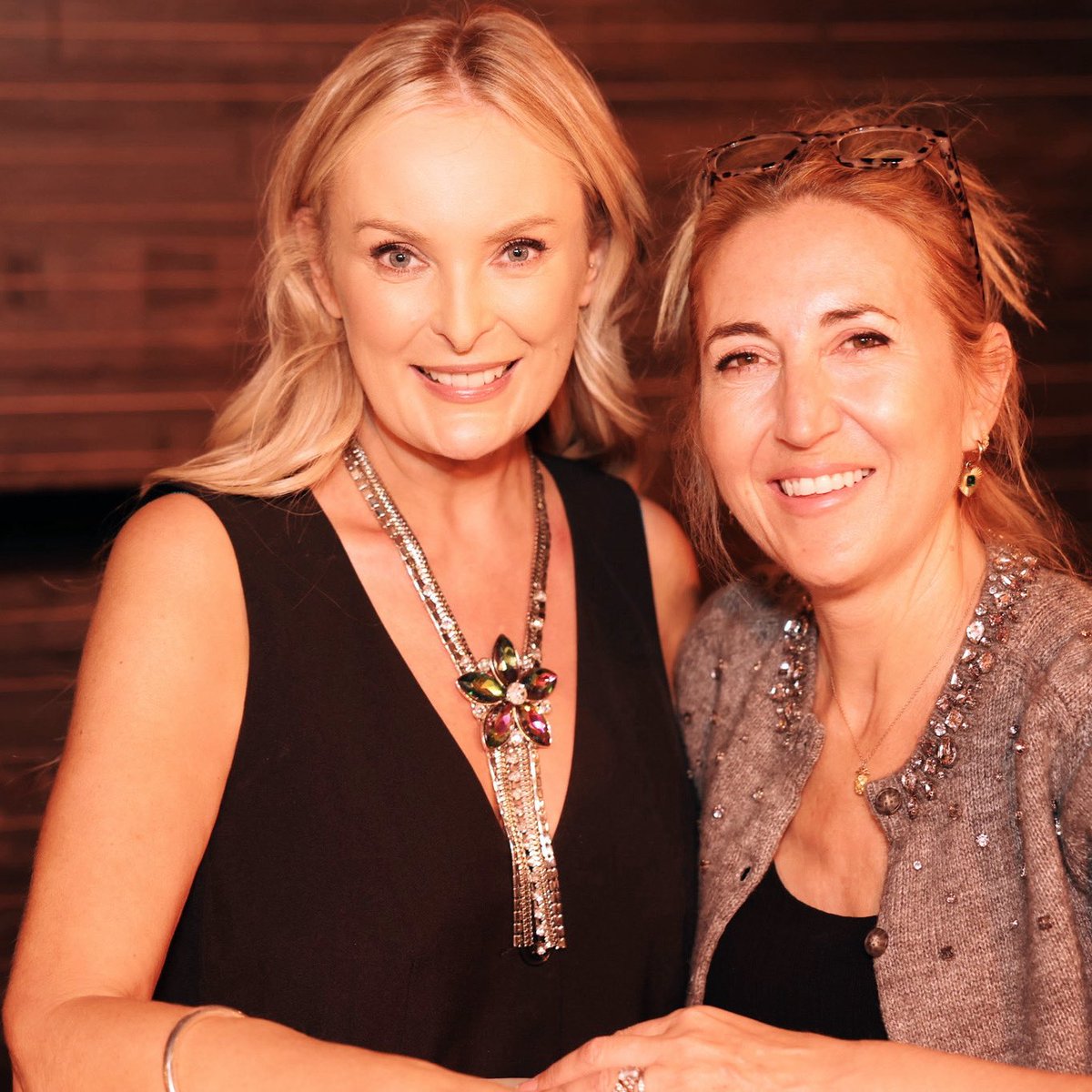 Heather Suttie (@onetakewoop) on Twitter photo Excuse the fan girl moment: 2 years in the making, almost 300 guests for the rock star author that is <a href="/lisajewelluk/">Lisa Jewell</a> who came to @bookfacecommunity in Glasgow for two events - matinee and evening which I hosted to celebrate the launch of her brilliant book Don’t Let Him In. She’s Excuse the fan girl moment: 2 years in the making, almost 300 guests for the rock star author that is <a href="/lisajewelluk/">Lisa Jewell</a> who came to @bookfacecommunity in Glasgow for two events - matinee and evening which I hosted to celebrate the launch of her brilliant book Don’t Let Him In. She’s