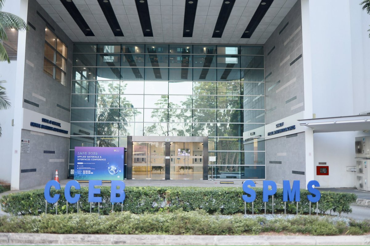 muller_group's tweet image. Goodbye Applied Materials &amp;amp; Interfaces Conference 2025 (#AMIC2025) in #Singapore - it was a great time with exciting presentations, excellent discussions and great exchange with editors and board members, colleagues and friends- thank you!